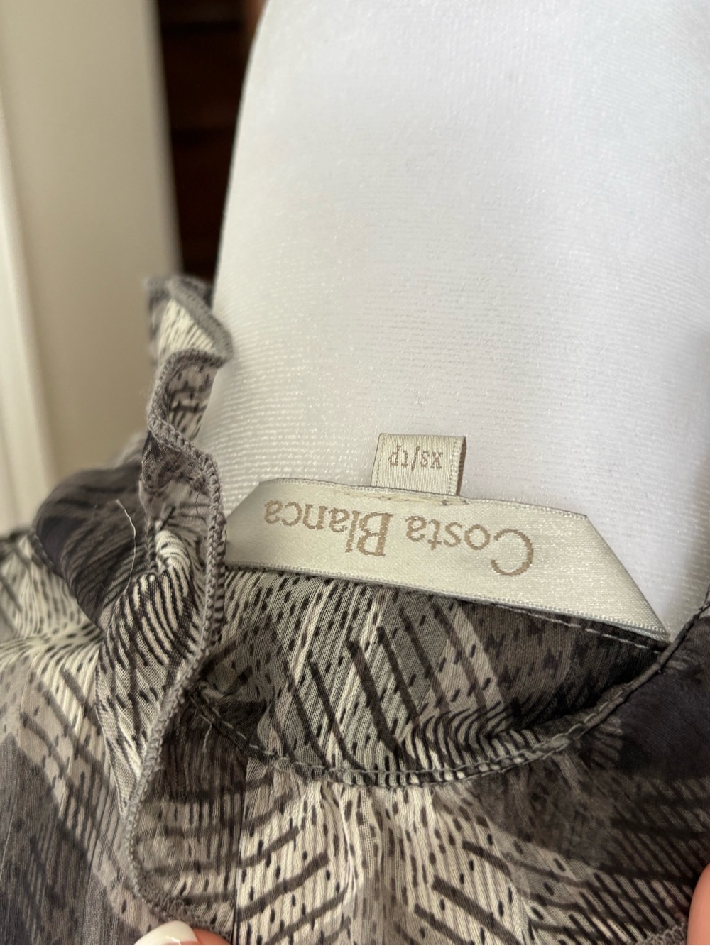 Y2K Costa Blanca Ruffled V-Neck Sheer Women's Blouse - Black & White Plaid - Picture 8 of 8